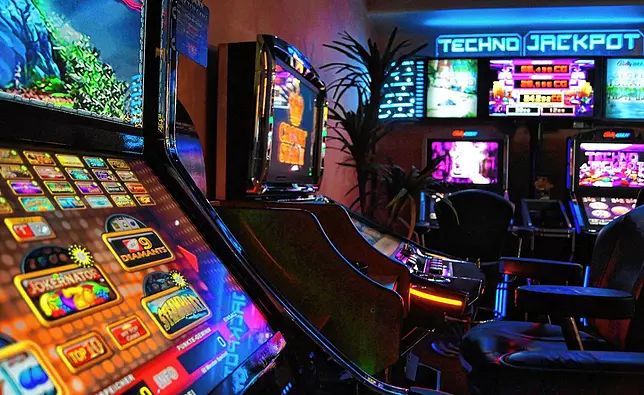 پاکستان میں bestcasino کا آن لائن کیسینو سیکشن کھولیں۔